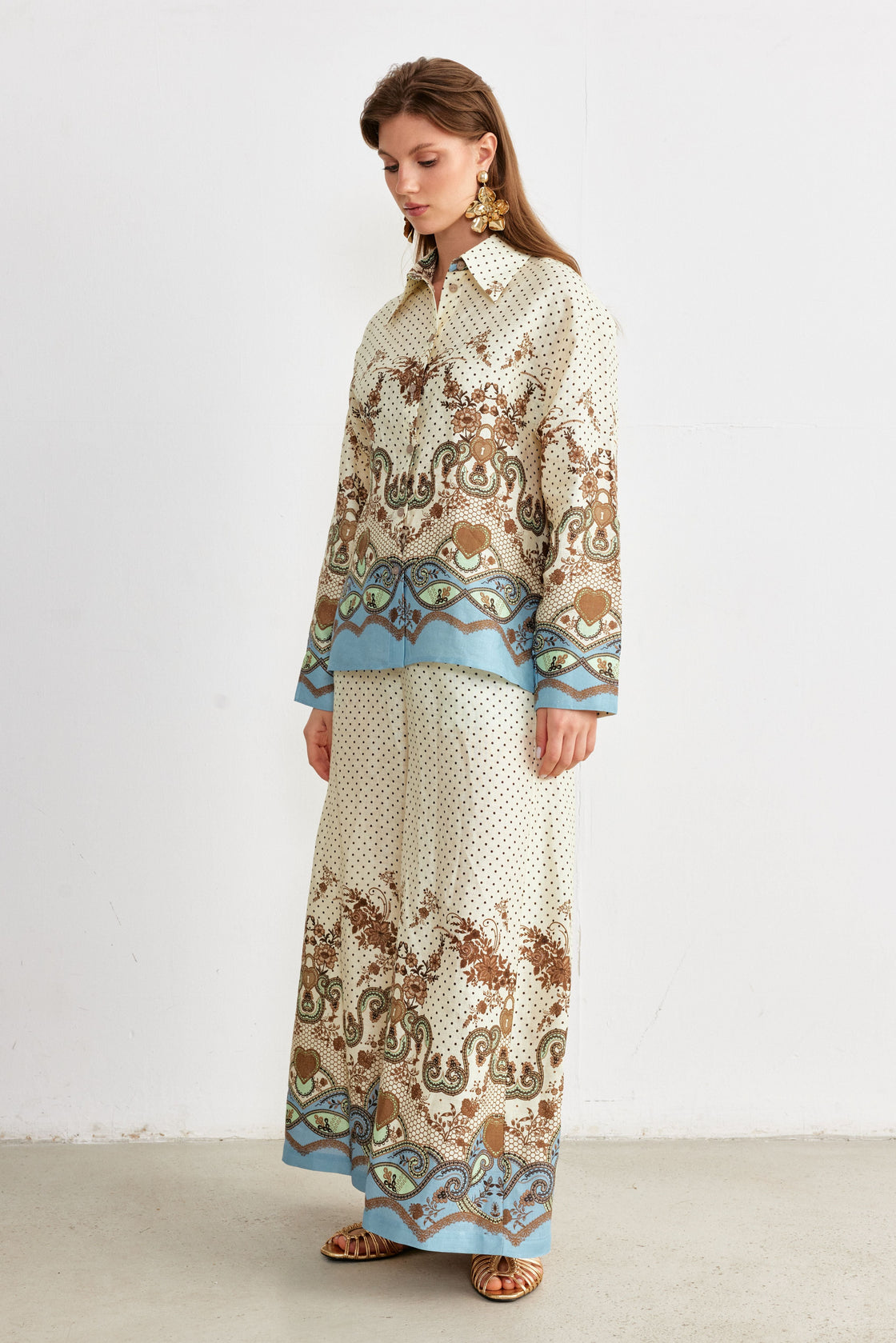 Ornamental Border Print Shirt & Wide-Leg Trouser Set — Cream/Blue