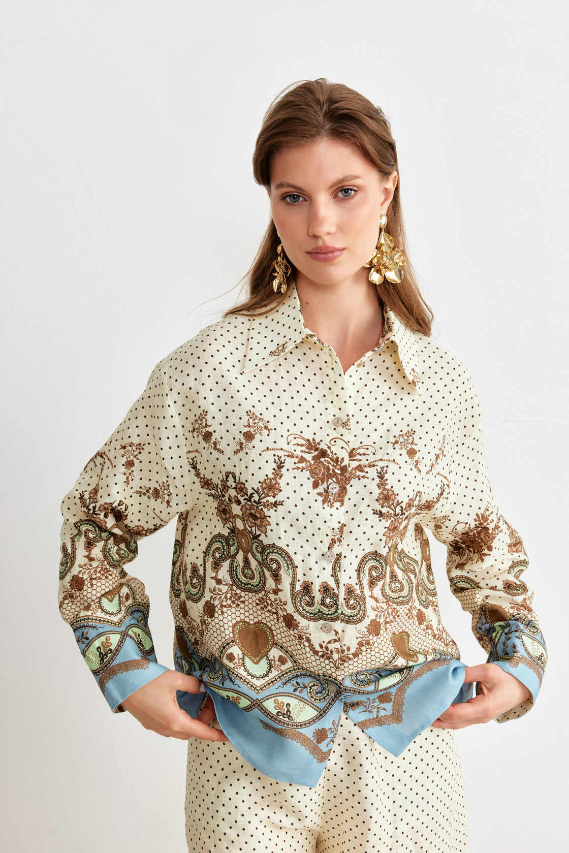 Ornamental Border Print Shirt & Wide-Leg Trouser Set — Cream/Blue