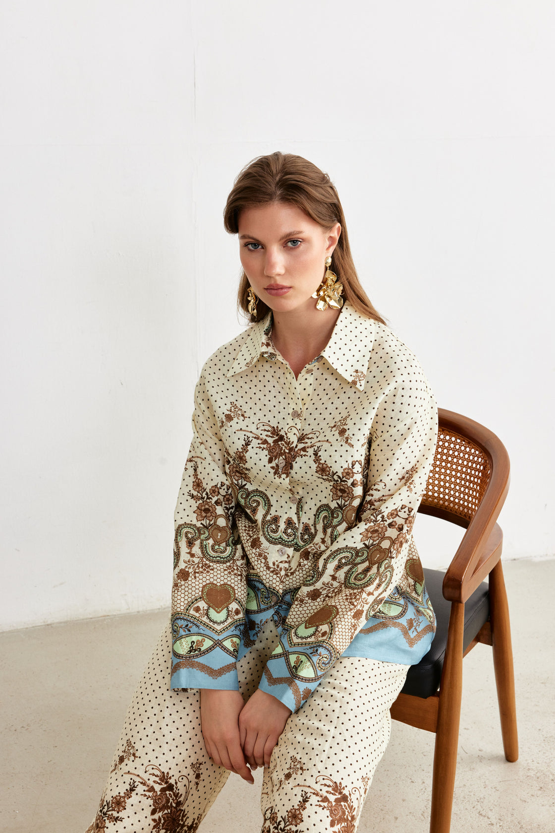Ornamental Border Print Shirt & Wide-Leg Trouser Set — Cream/Blue