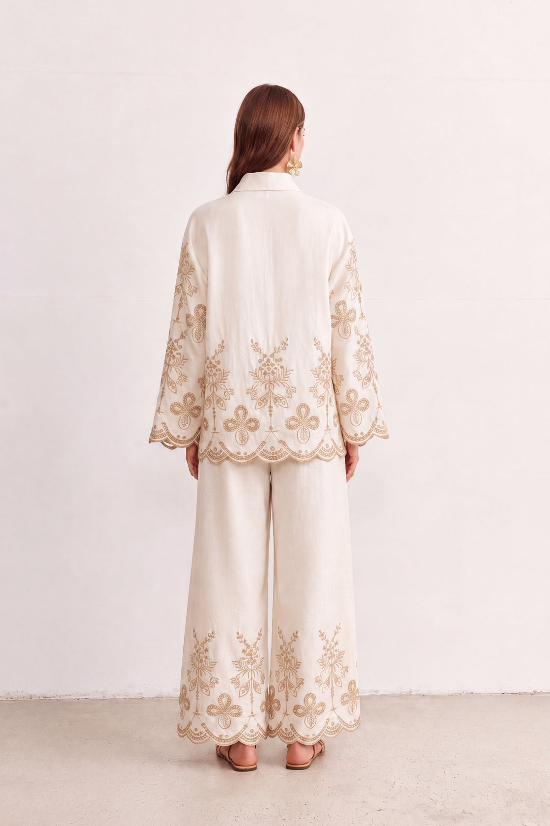 Ivory Jardin Embroidered Linen Set