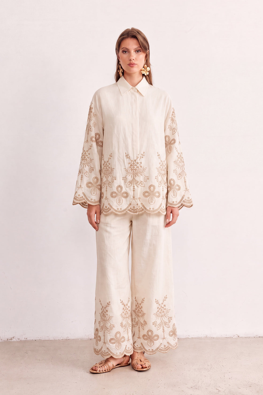 Ivory Jardin Embroidered Linen Set