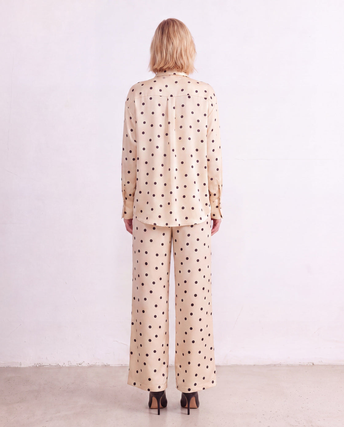 Polka-Dot Satin Neck-Tie Set — back view